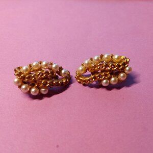 Vintage Clip Faux Pearl Gold Tone Earrings